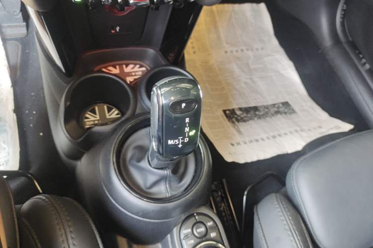 Used MINI 2022 2.0T COOPER S CABRIO Artist Gear Lever