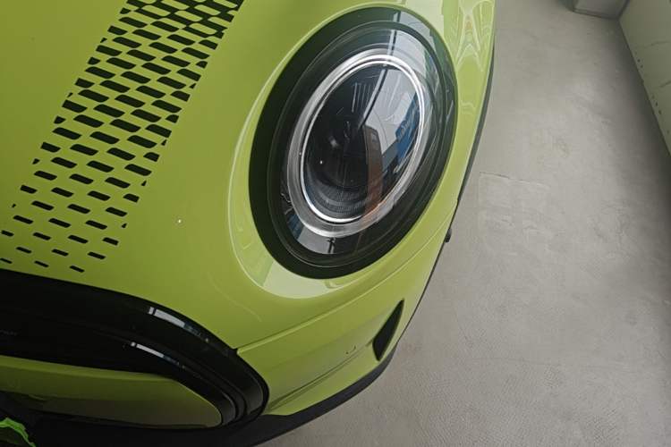 Used MINI 2022 Updated 1.5T COOPER Classic Edition Five-Door Version Left Front Headlight