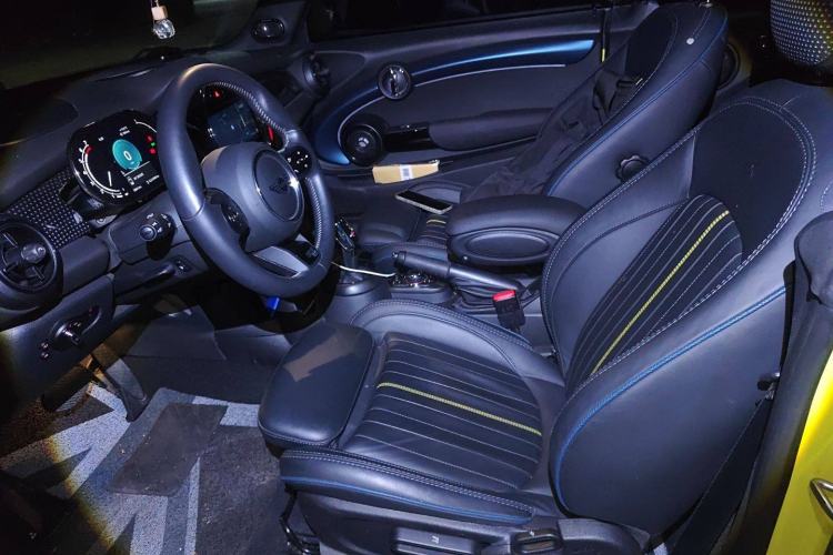 Used MINI 2022 2.0T COOPER S CABRIO Sidewalk Left Front Seat