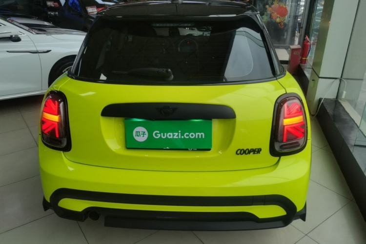 Used MINI 2022 1.5T ONE Five-Door PLUS Rear