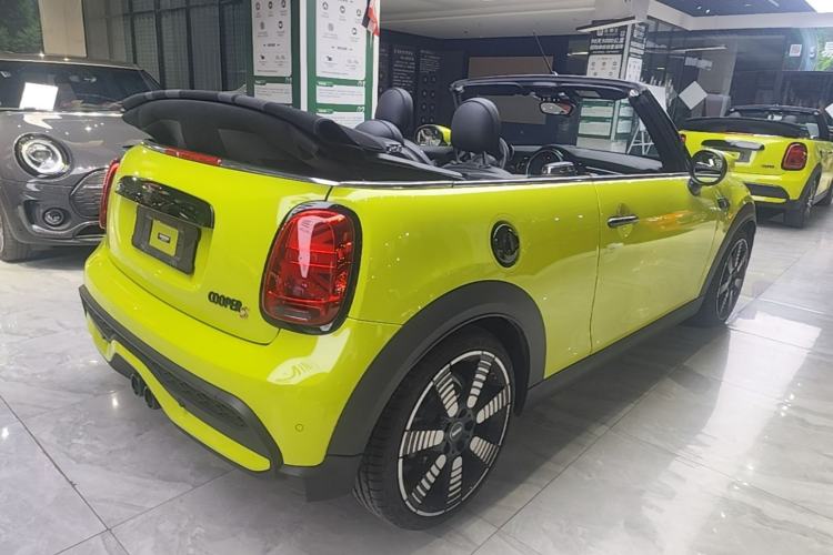 Used MINI 2022 Revised 2.0T COOPER S CABRIO Artist Rear Right 45 Deg