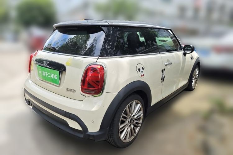 Used MINI 2022 1.5T COOPER Classic Edition Rear Right 45 Deg