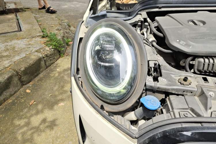 Used MINI 2022 1.5T COOPER Classic Edition Right Front Headlight
