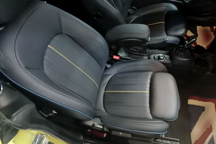 Used MINI 2022 1.5T COOPER CABRIO Sidewalk Right Front Seat