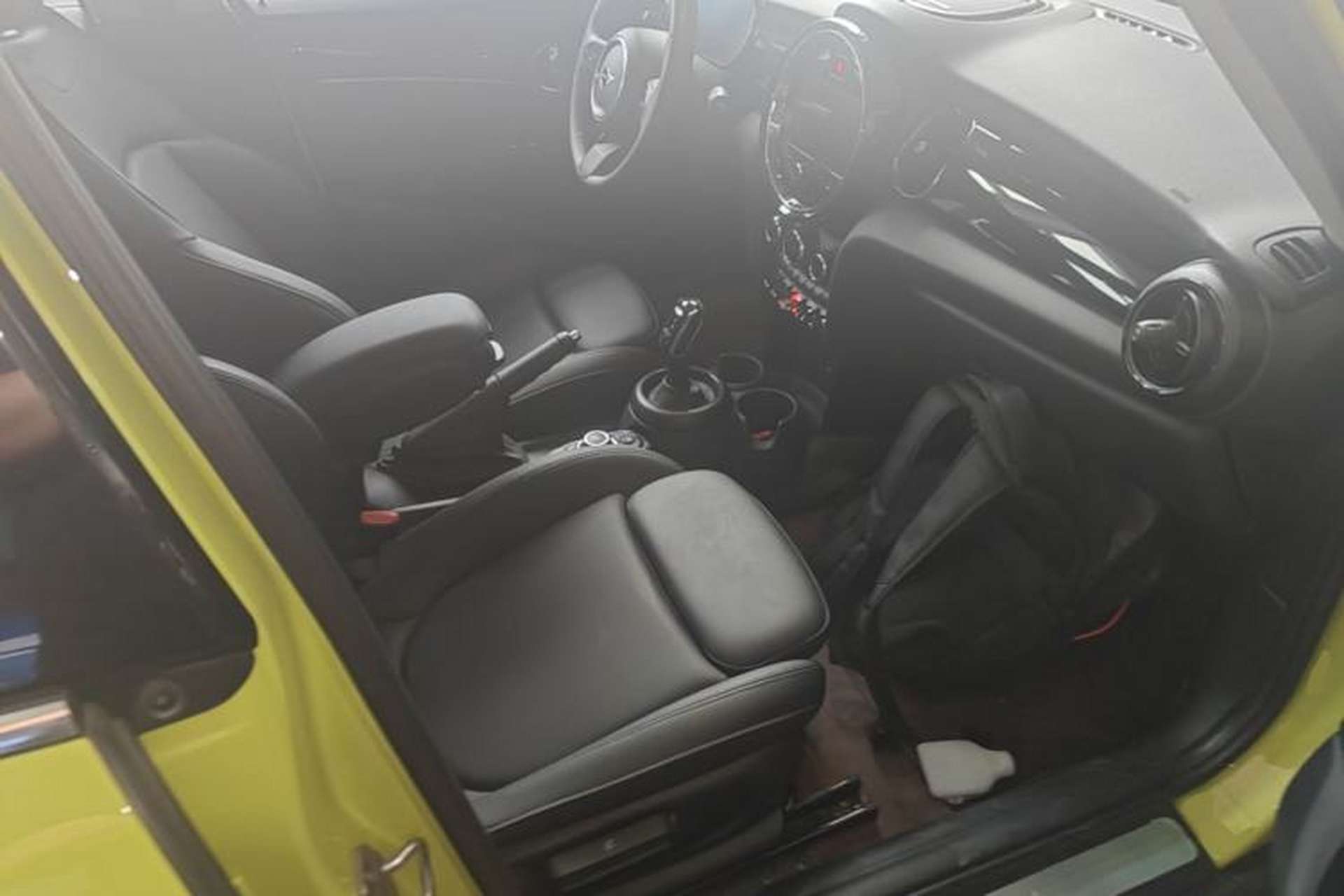 Used MINI 2022 Updated 1.5T COOPER Classic Edition Five-Door Version Right Front Seat