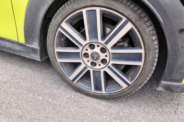 Used MINI 2022 Revised 2.0T COOPER S CABRIO Artist Right Front Wheel Hub