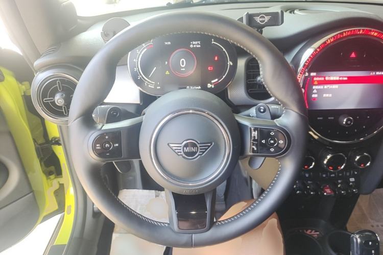 Used MINI 2022 2.0T COOPER S CABRIO Artist Steering Wheel