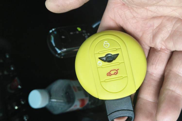 Used MINI 2022 2.0T COOPER S Artist Vehicle Key