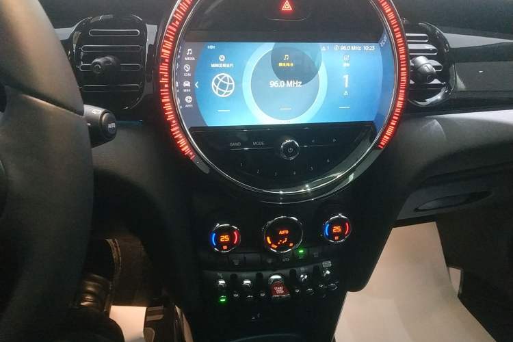 Used MINI 2023 Updated 1.5T COOPER Artist Audio And AC Panel