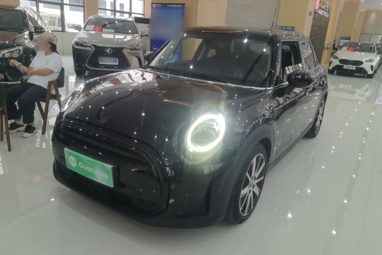 Used MINI 2023 1.5T COOPER Artist Five-Door Edition Guazi used car, China used car export, Used car for sale, Used cars, Cheapest cars for sale