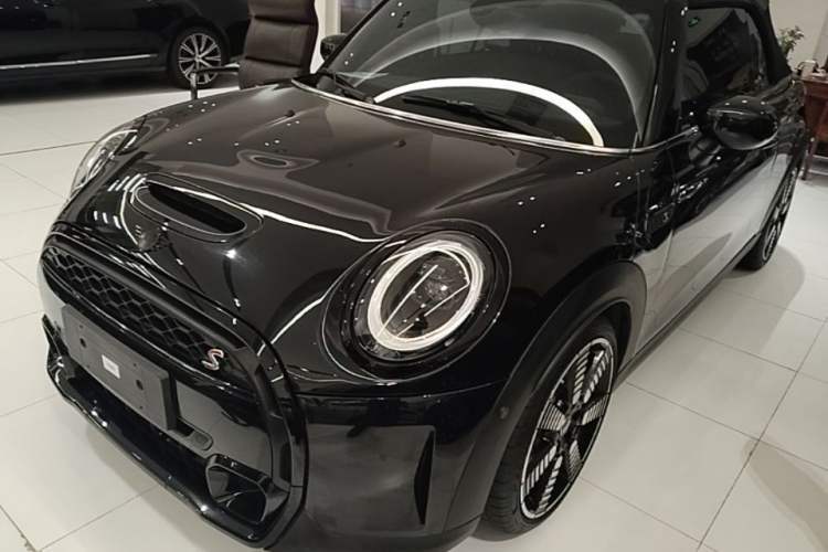 Used MINI 2023 Second Facelift 2.0T COOPER S CABRIO Artist Guazi used car, China used car export, Used car for sale, Used cars, Cheapest cars for sale