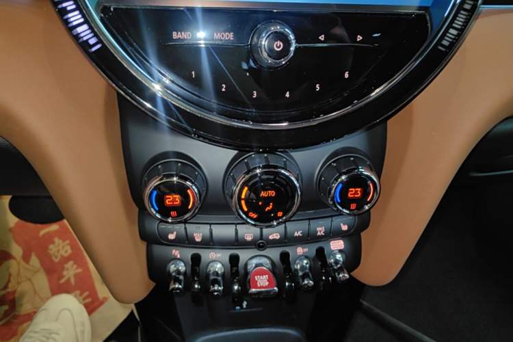Used MINI 2023 Updated 1.5T COOPER Artist Audio And AC Panel