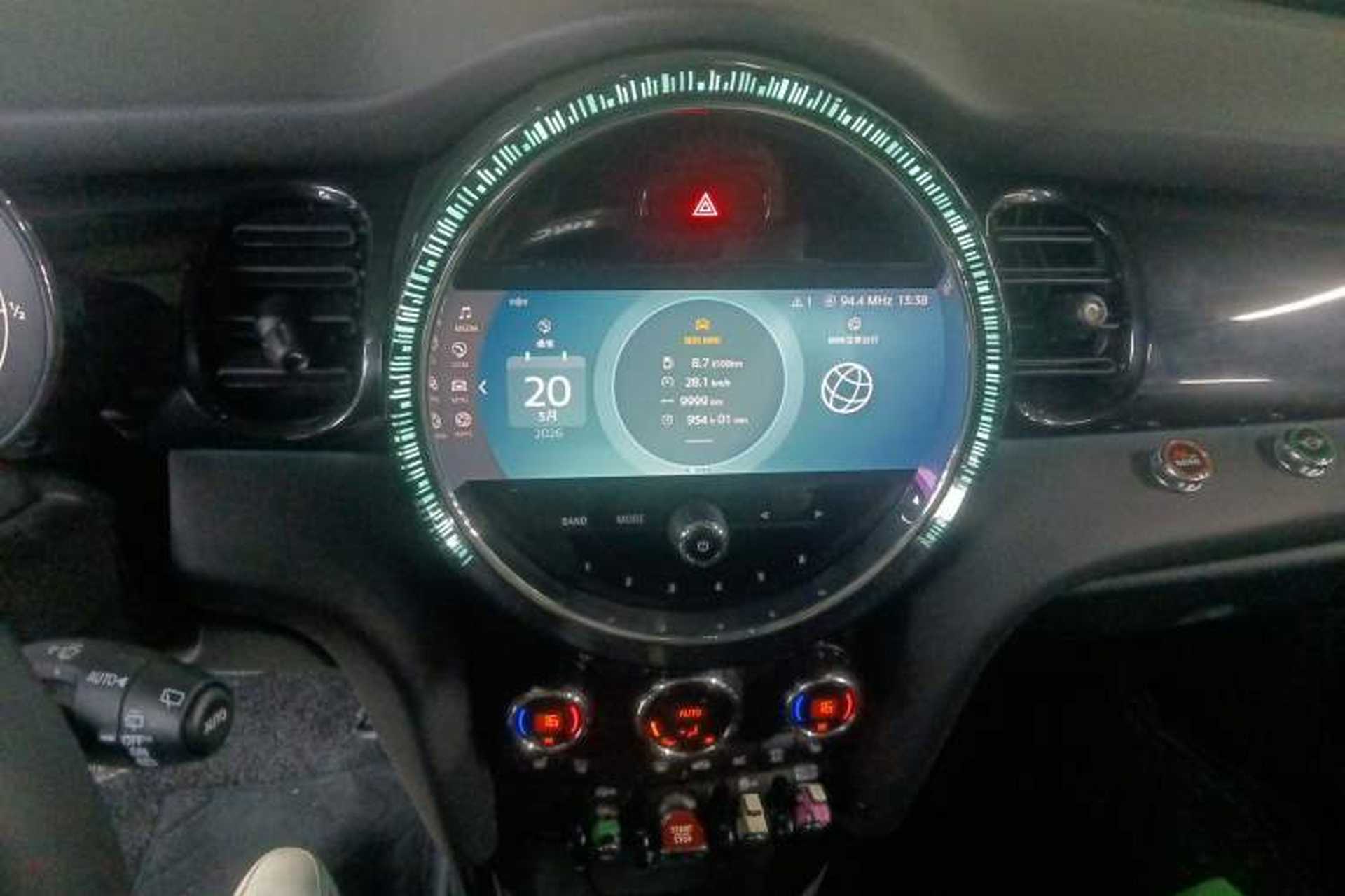 Used MINI 2023 2.0T COOPER S Artist Five-Door Edition Audio And AC Panel
