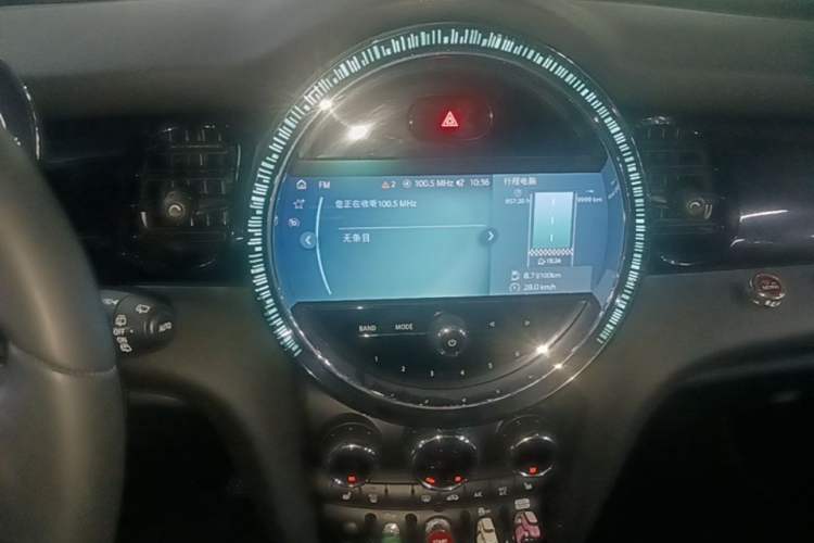 Used MINI 2023 2.0T COOPER S Artist Five-Door Edition Audio And AC Panel