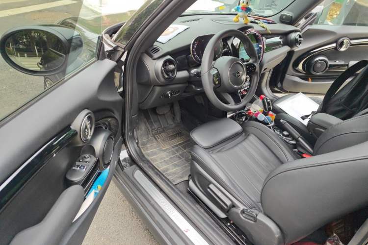 Used MINI 2023 2.0T COOPER S King's Cross Special Edition Driver Seat