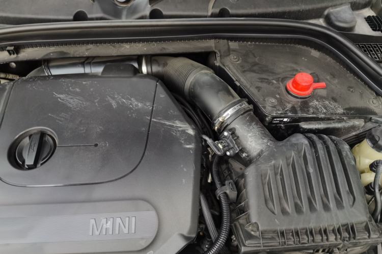 Used MINI 2023 Updated 2.0T COOPER S Artist Engine Bay