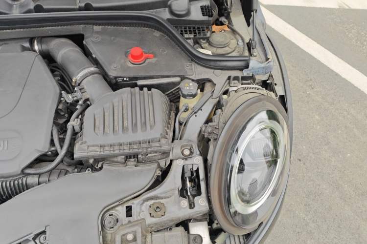 Used MINI 2023 2.0T COOPER S King's Cross Special Edition Engine Bay Left
