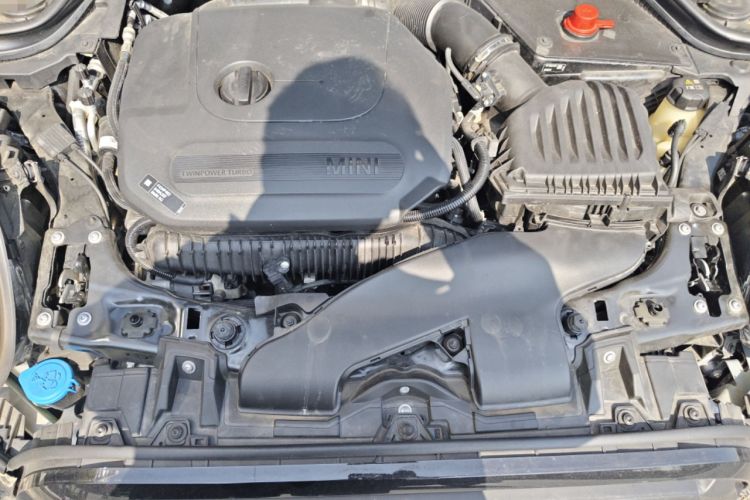 Used MINI 2023 Updated 2.0T COOPER S Artist Engine Bay