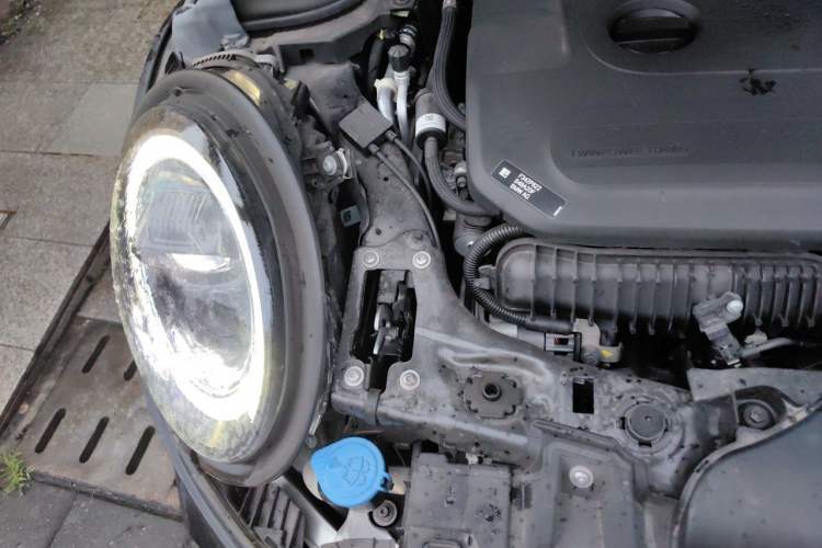 Used MINI 2023 Revised 2.0T COOPER S CABRIO Artist Engine Bay Right