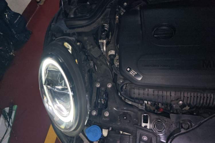 Used MINI 2023 2.0T COOPER S King's Cross Special Edition Five-Door Version Engine Bay Right
