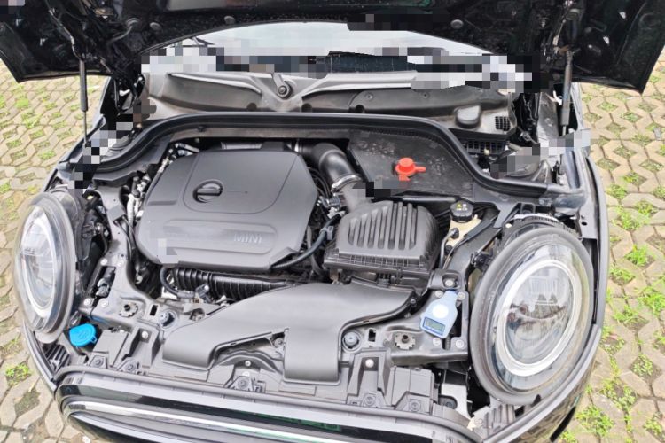 Used MINI 2023 Updated 1.5T COOPER Artist Five-Door Edition Engine Bay
