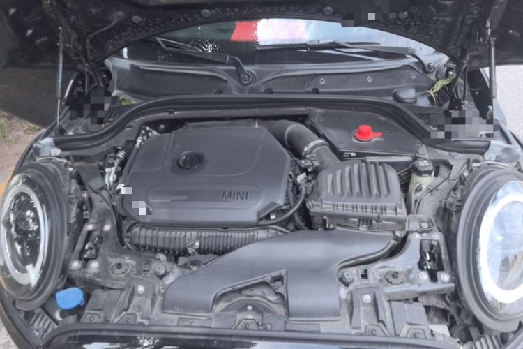 Used MINI 2023 Facelift 2.0T COOPER S Artist Five-Door Edition Engine Bay