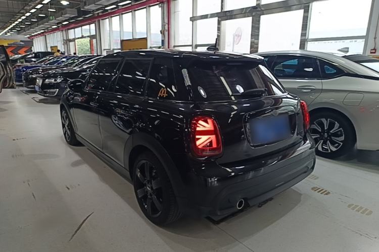 Used MINI 2023 Updated 1.5T COOPER Artist Five-Door Edition Exterior 2