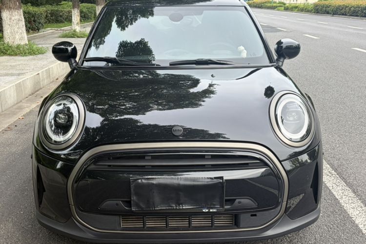 Used MINI 2023 1.5T COOPER King's Cross Special Edition Five-Door Version Exterior 3