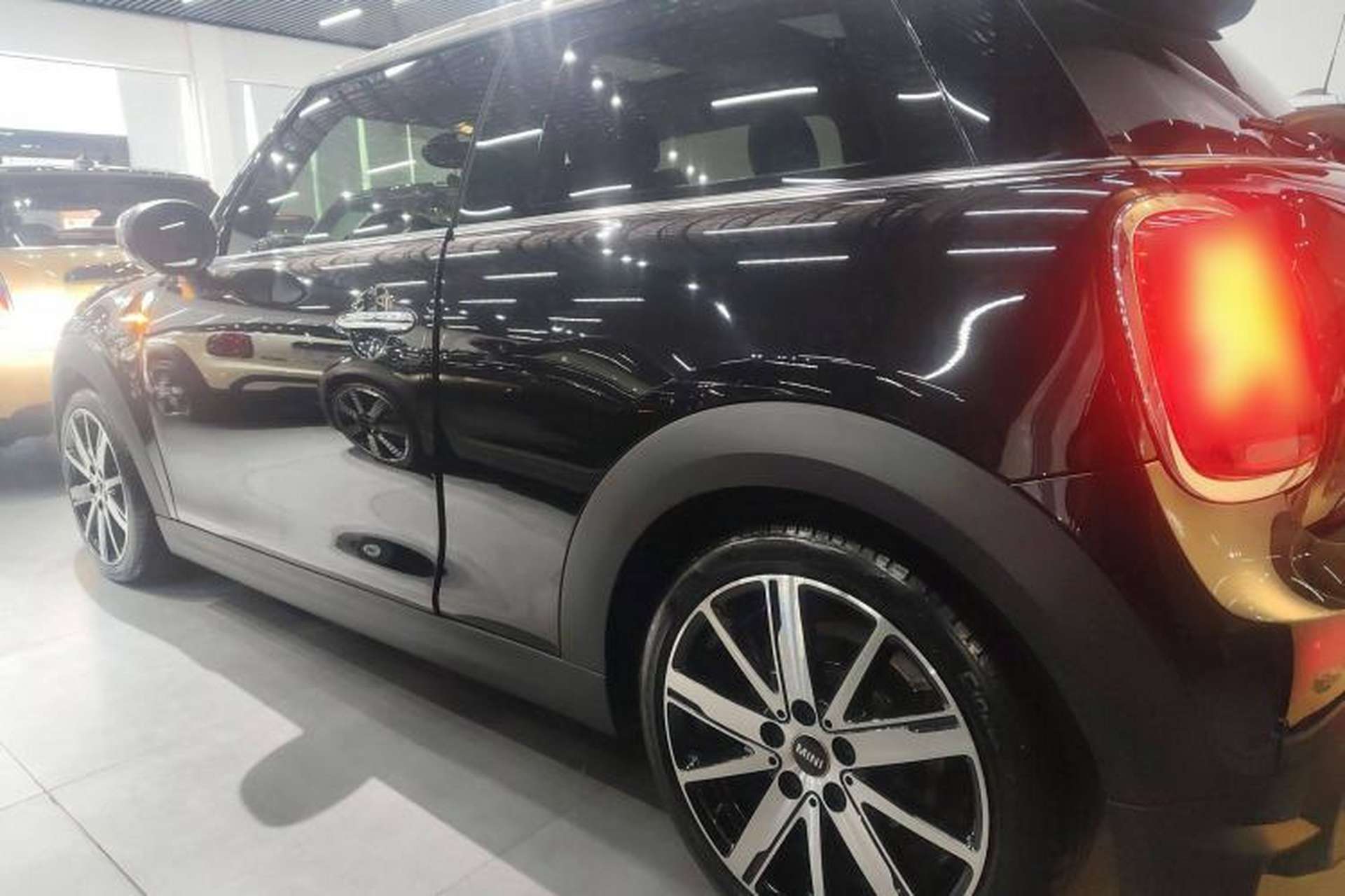 Used MINI 2023 1.5T COOPER Artist Exterior 3