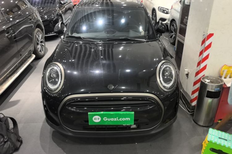 Used MINI 2023 1.5T COOPER King's Cross Special Edition Five-Door Version Front