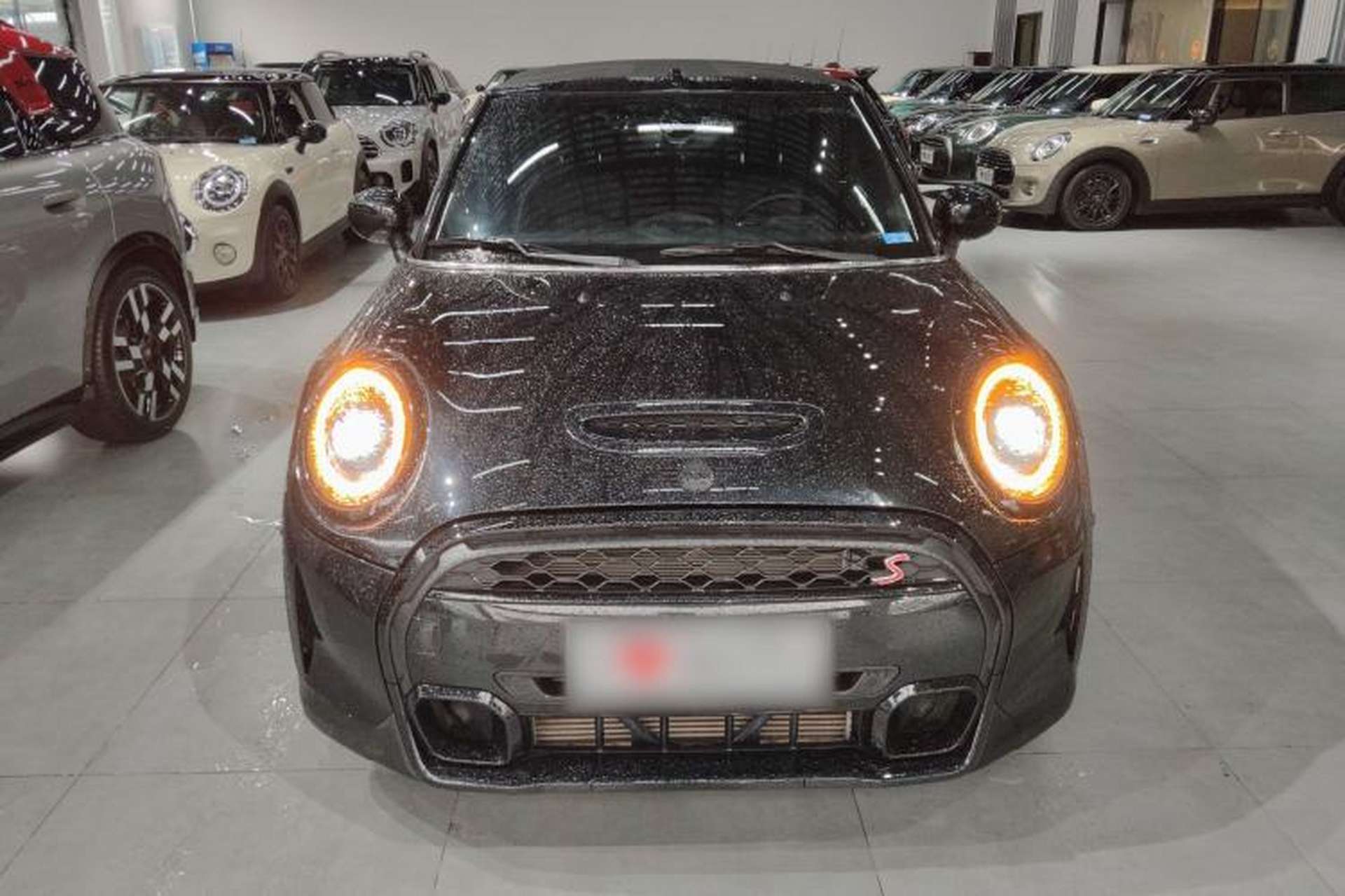 Used MINI 2023 Second Facelift 2.0T COOPER S CABRIO Artist Front