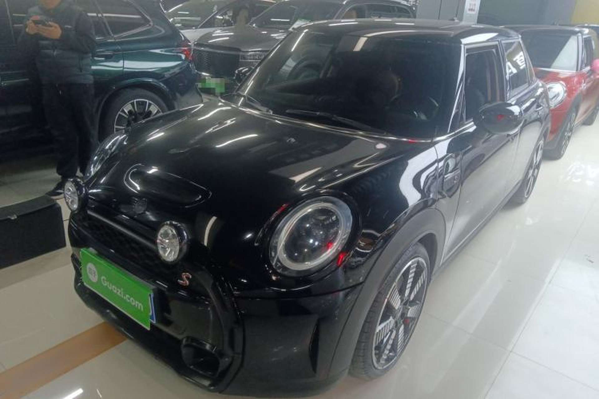 Used MINI 2023 2.0T COOPER S Artist Five-Door Edition Front Left 45 Deg