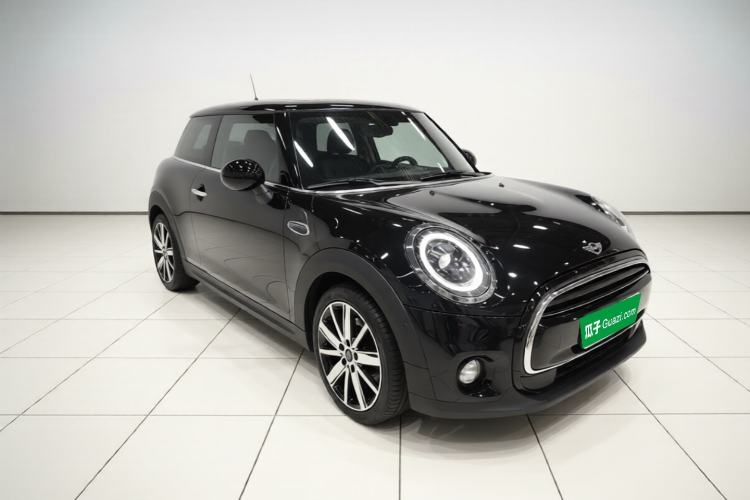 Used MINI 2023 Updated 1.5T COOPER Artist Front Right 45 Deg