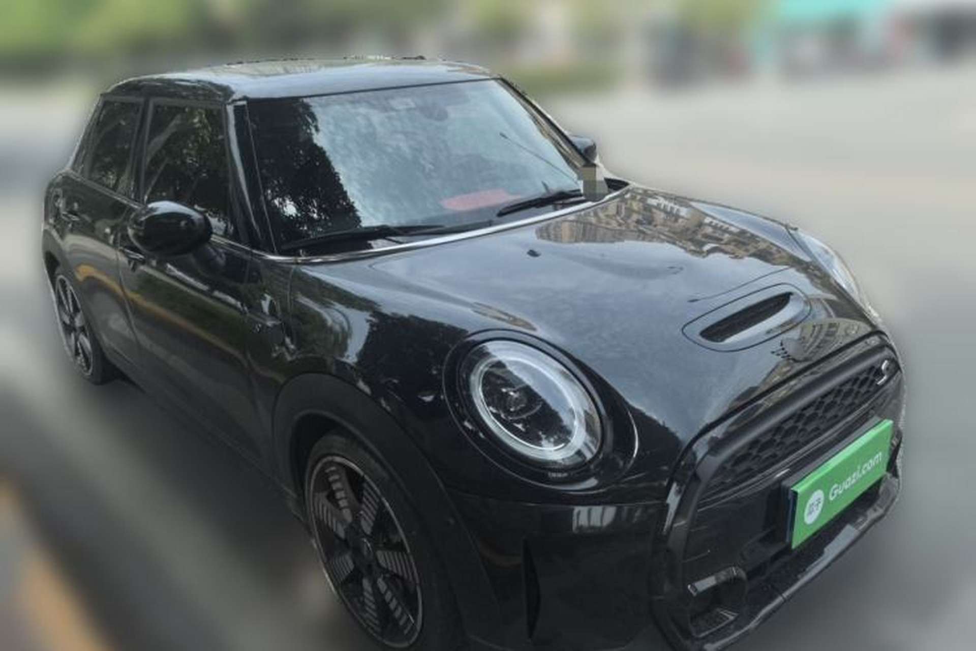 Used MINI 2023 Facelift 2.0T COOPER S Artist Five-Door Edition Front Right 45 Deg