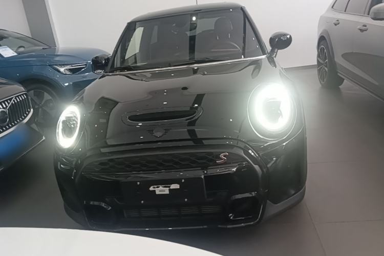Used MINI 2023 Updated 2.0T COOPER S Artist Front