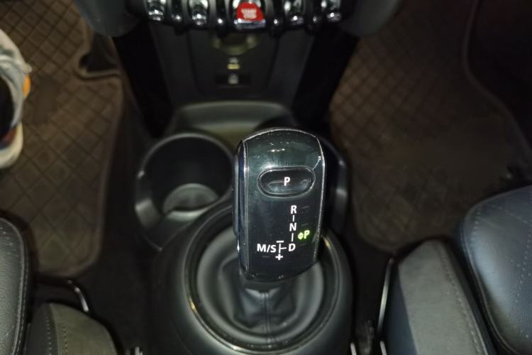 Used MINI 2023 Revised 1.5T COOPER CABRIO Artist Gear Lever