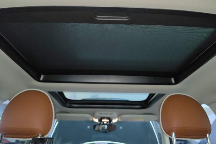 Used MINI 2023 Updated 1.5T COOPER Artist Headliner