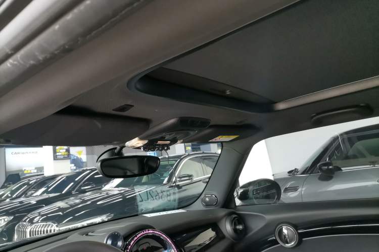 Used MINI 2023 Updated 2.0T COOPER S Artist Headliner