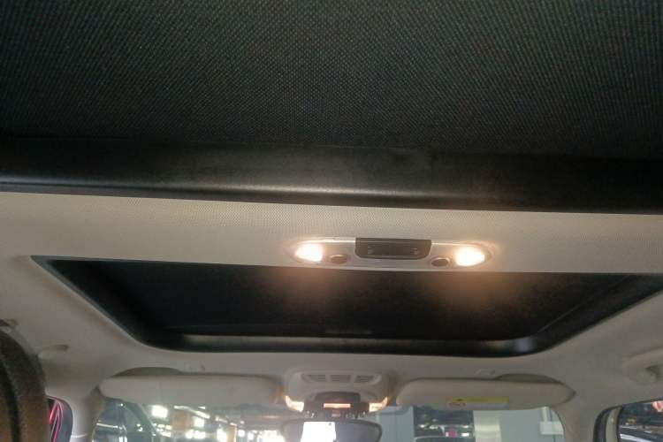 Used MINI 2023 2.0T COOPER S Artist Five-Door Edition Headliner