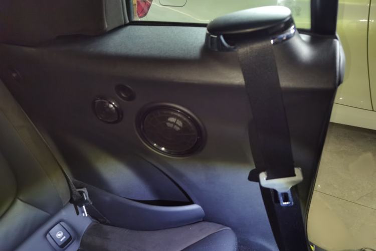 Used MINI 2023 Revised 1.5T COOPER CABRIO Artist Interior 8