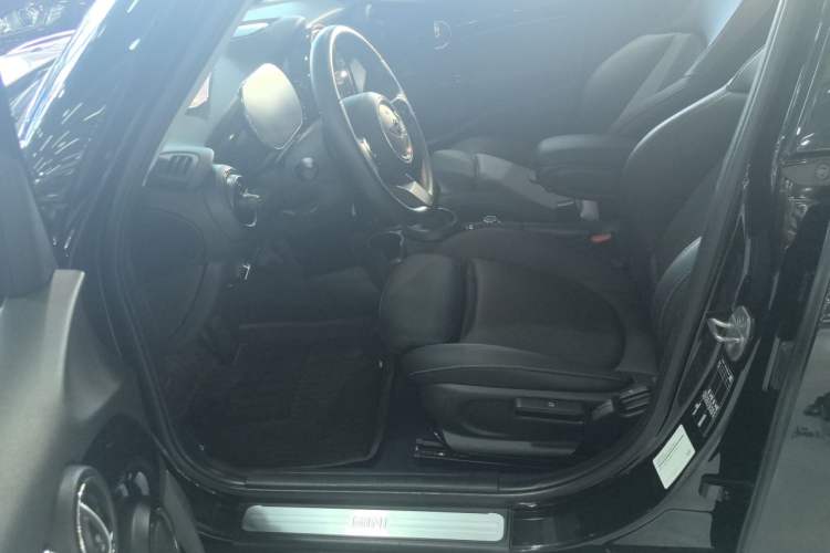 Used MINI 2023 1.5T COOPER Artist Five-Door Edition Left Front Seat