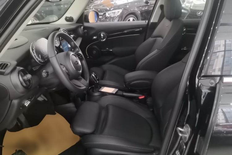 Used MINI 2023 1.5T COOPER Artist Five-Door Edition Left Front Seat