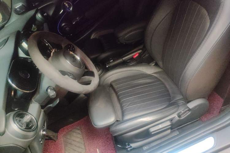 Used MINI 2023 Revised 2.0T COOPER S CABRIO Artist Left Front Seat