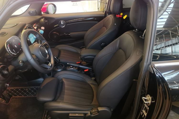 Used MINI 2023 Updated 2.0T COOPER S Racing Driver Left Front Seat