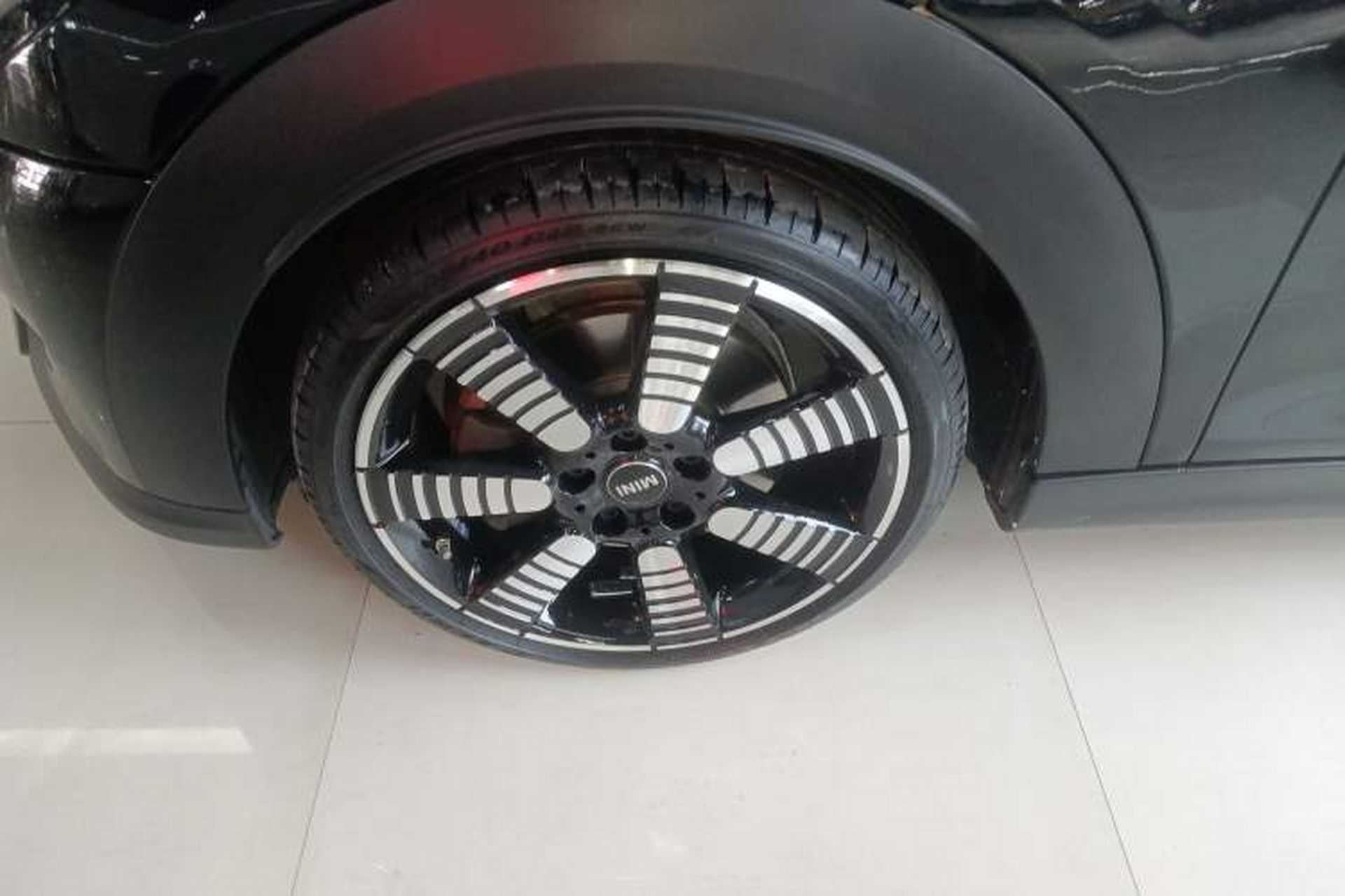Used MINI 2023 2.0T COOPER S Artist Five-Door Edition Left Front Wheel Hub