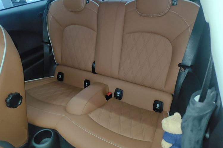 Used MINI 2023 Updated 1.5T COOPER Artist Left Rear Seat