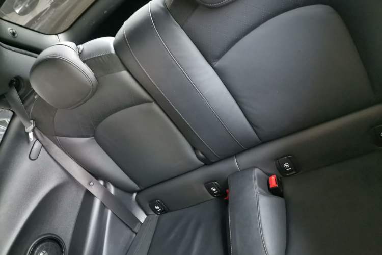 Used MINI 2023 Updated 2.0T COOPER S Artist Left Rear Seat