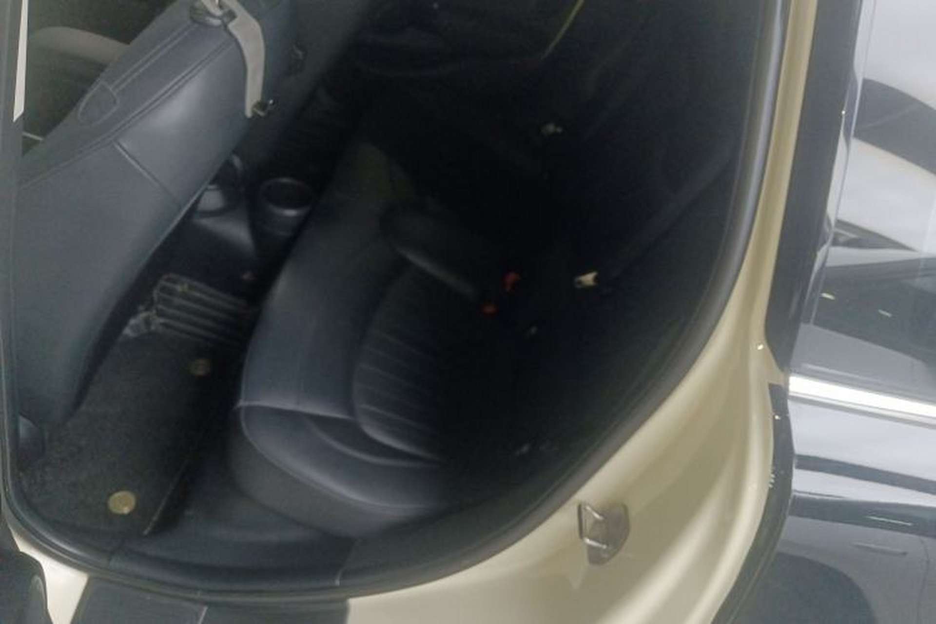 Used MINI 2023 2.0T COOPER S Artist Five-Door Edition Left Rear Seat