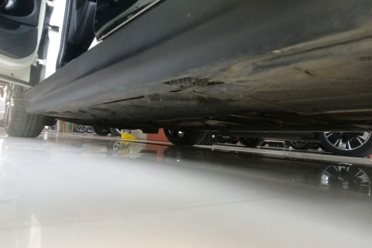 Used MINI 2023 2.0T COOPER S Artist Five-Door Edition Left Side Sill