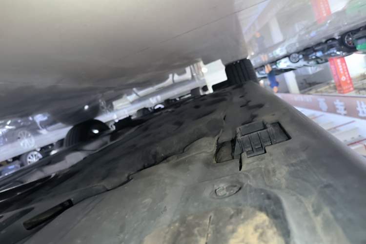 Used MINI 2023 Updated 1.5T COOPER Artist Left Side Sill